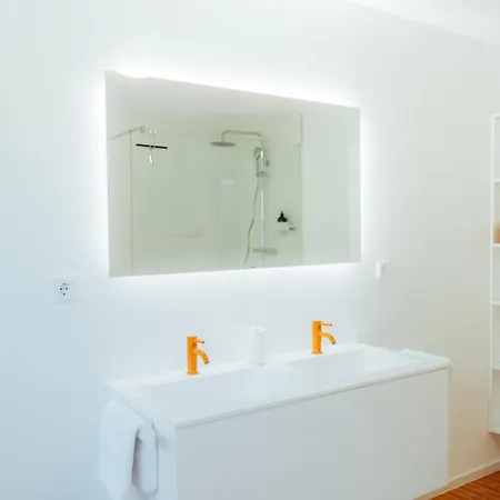 Talblick9 - Architektenhaus Mit Sauna * גרולסטיין
