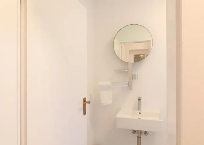 Talblick9 - Architektenhaus In Exklusiver Lage *