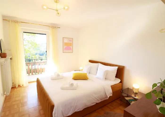 Talblick9 - Architektenhaus In Exklusiver Lage Apartment Gerolstein