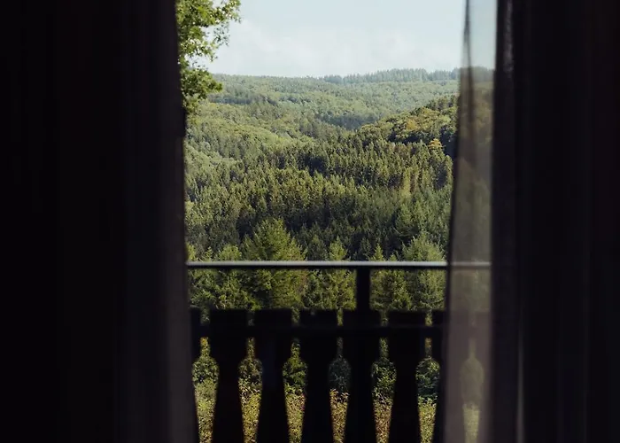 Talblick9 - Architektenhaus In Exklusiver Lage *